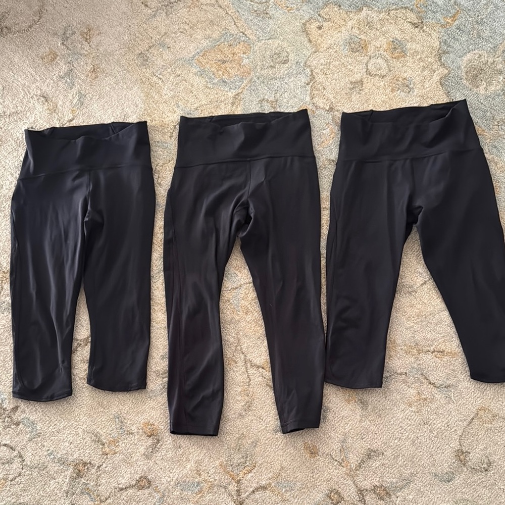 Lululemon leggings lot size 6